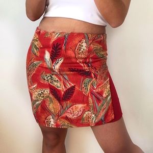 Print button skirt